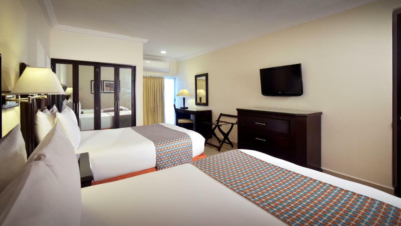 Hotel Bonampak Cancun Bagian luar foto