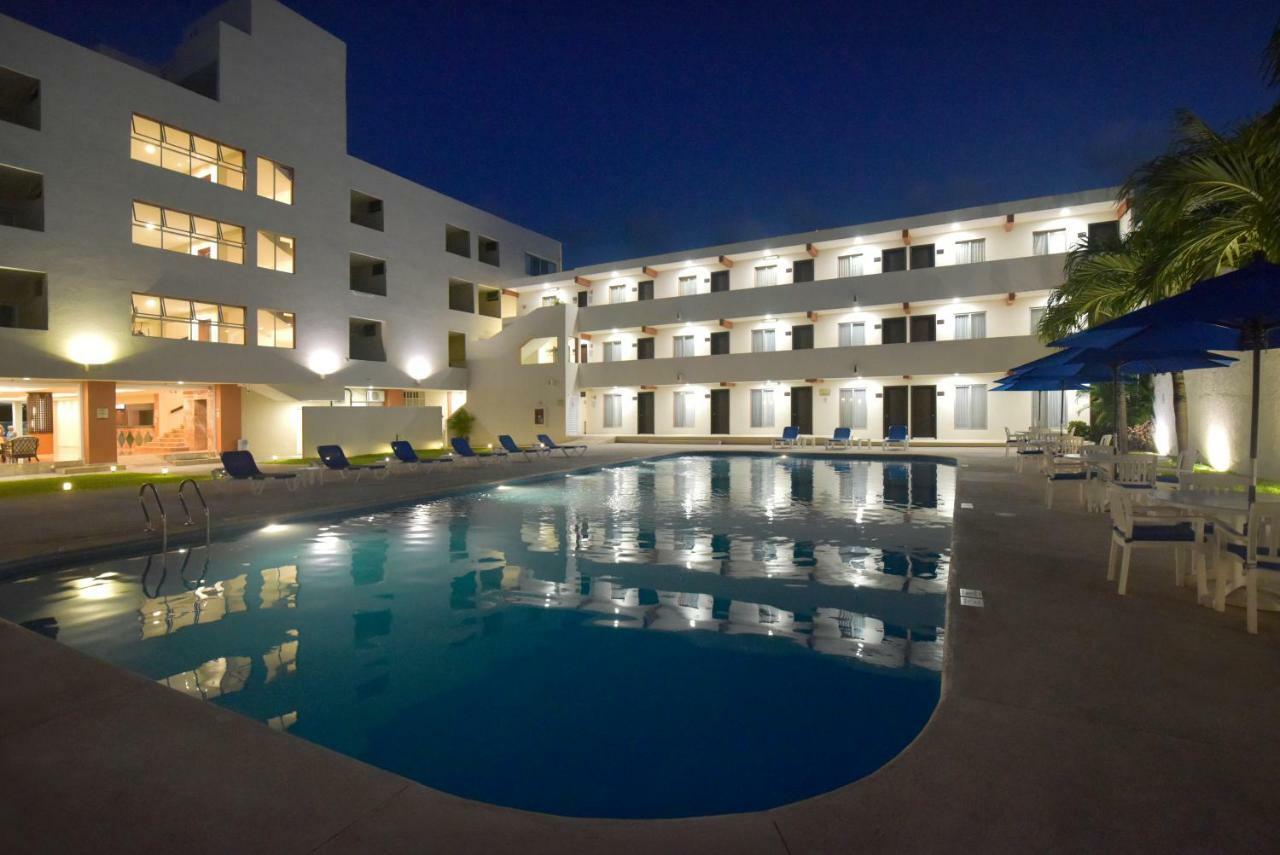 Hotel Bonampak Cancun Bagian luar foto