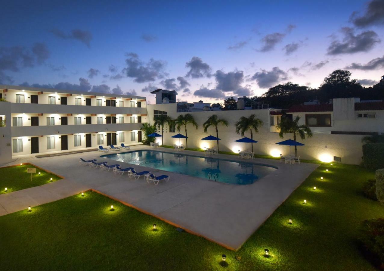 Hotel Bonampak Cancun Bagian luar foto