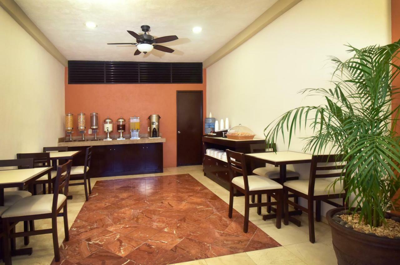 Hotel Bonampak Cancun Bagian luar foto