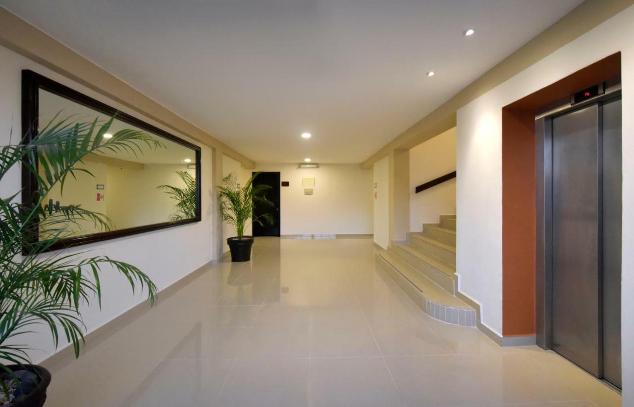 Hotel Bonampak Cancun Bagian luar foto